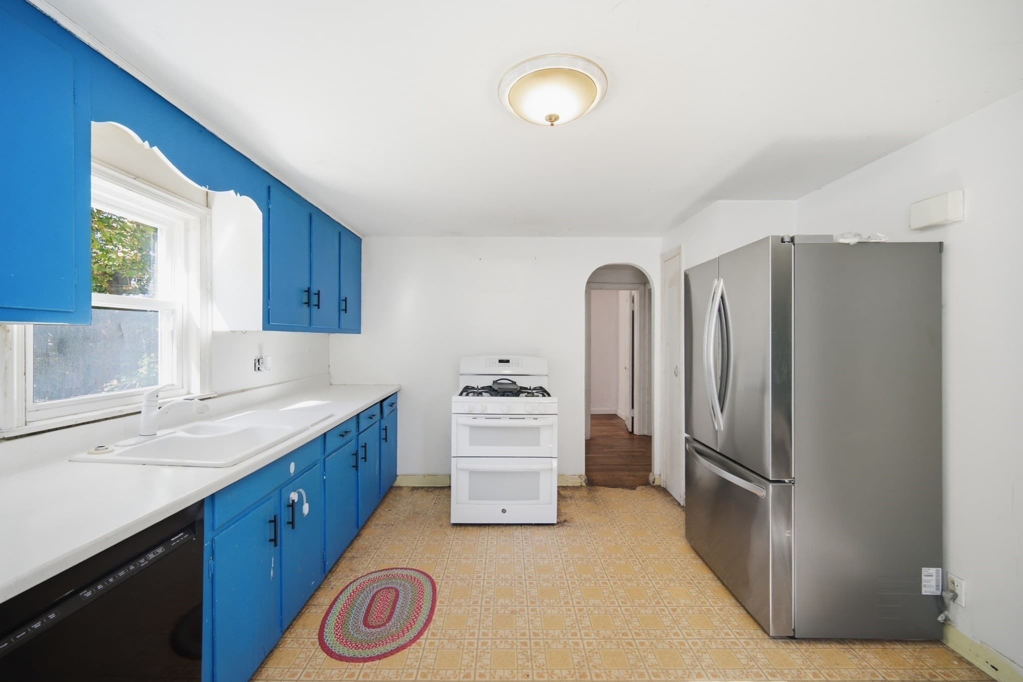 Single Family Residence at 181 West St, Quincy MA 02169, photo 3 of 20