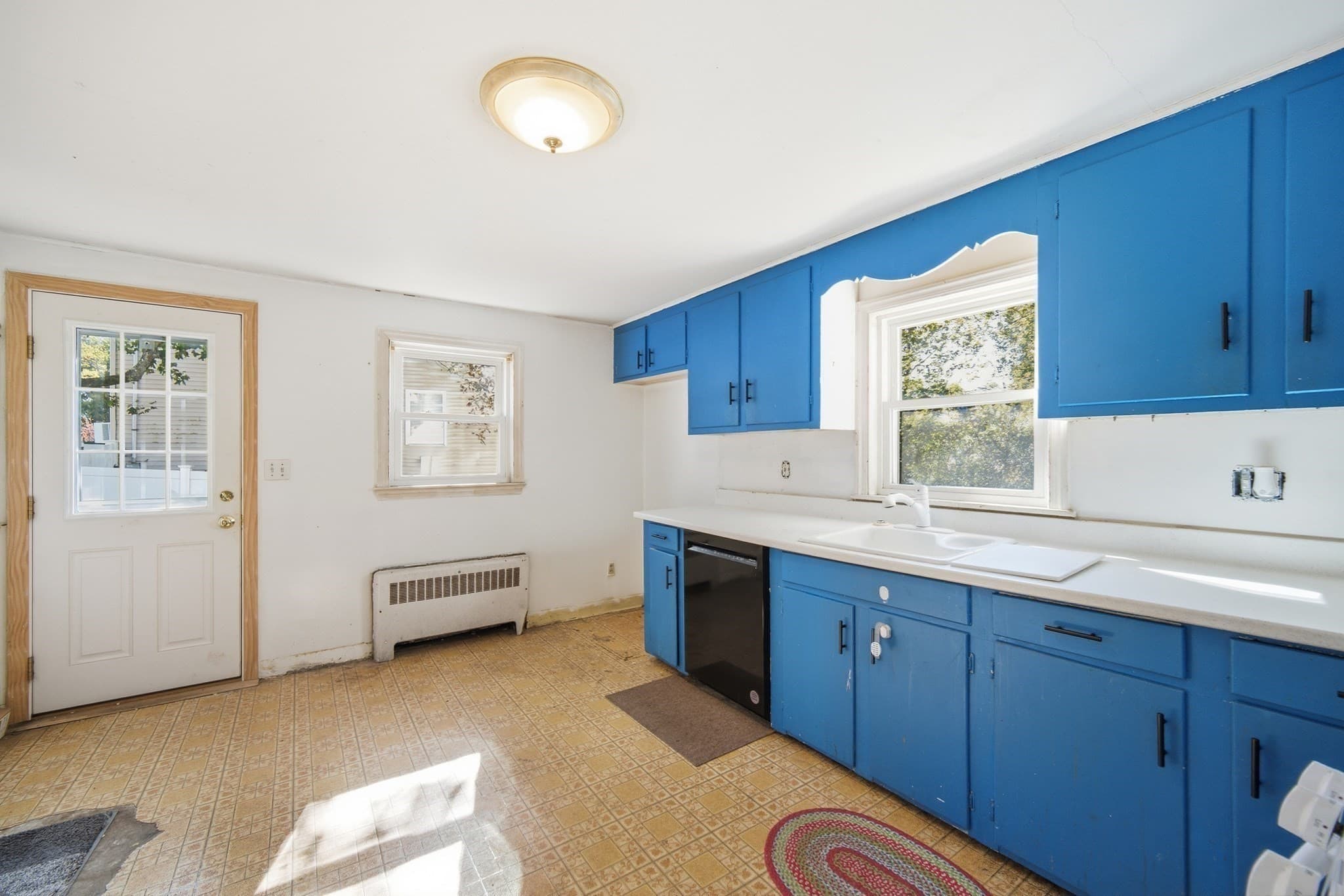 Single Family Residence at 181 West St, Quincy MA 02169, photo 5 of 20