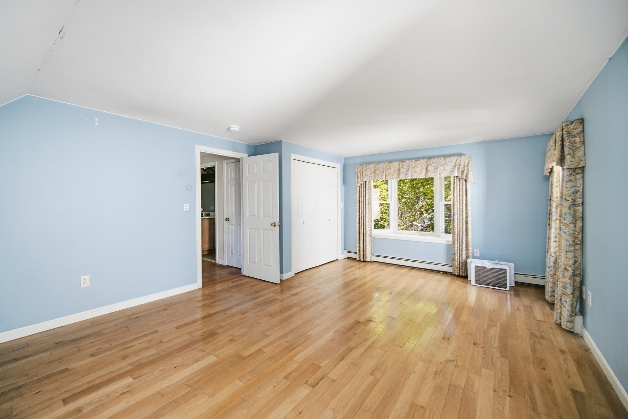 Single Family Residence at 181 West St, Quincy MA 02169, photo 15 of 20