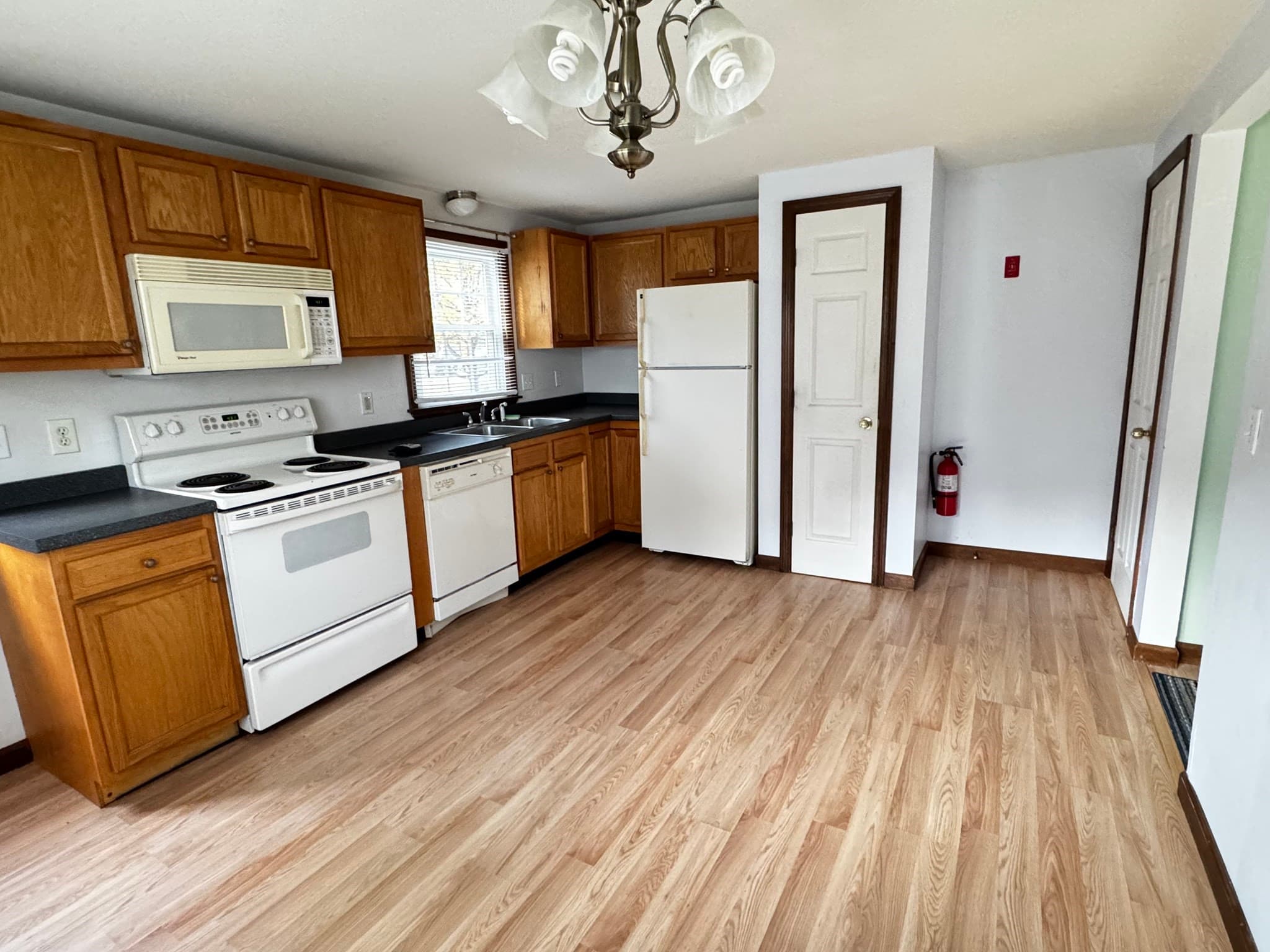 Condominium at 40 Prospect St # 2E, Westfield MA 01085, photo 8 of 24