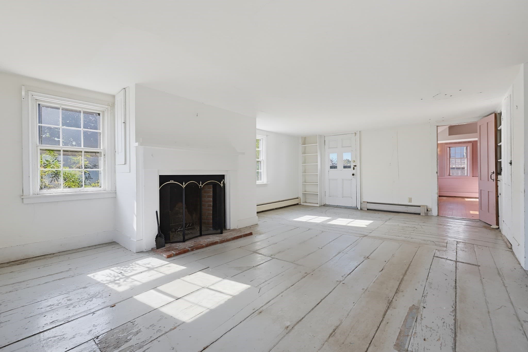Single Family Residence at 1823 Main Rd, Westport MA 02791, photo 9 of 42
