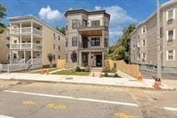 Condominium at 3915 Washington Street # 4, Boston MA 02131, photo 15 of 17