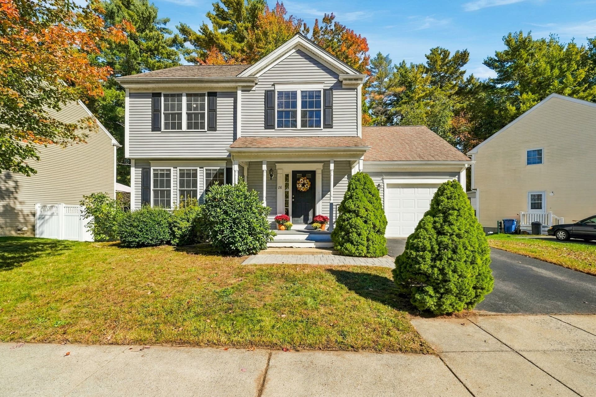 28 Erin Ct, New Bedford MA 02745