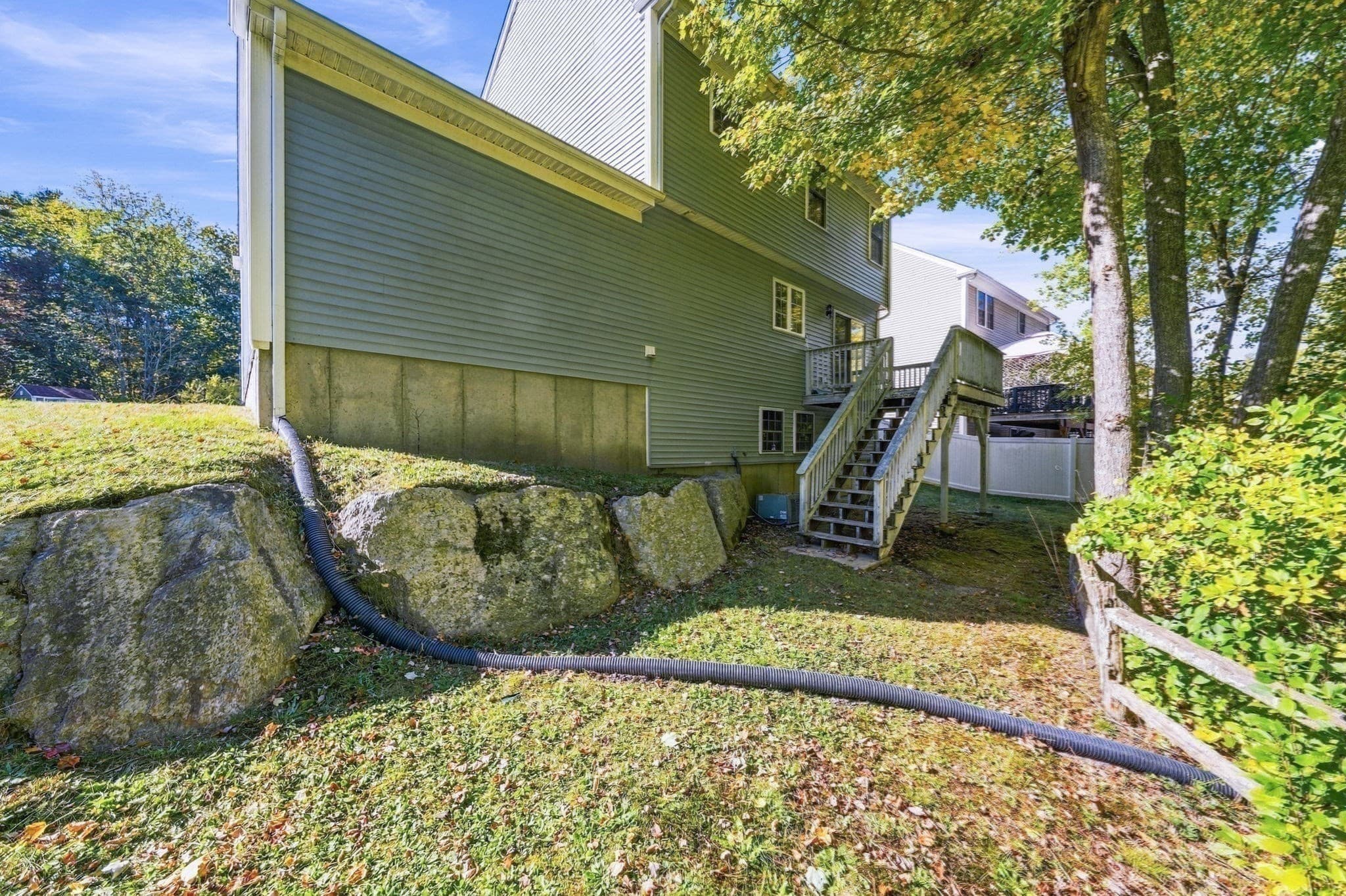 Single Family Residence at 28 Erin Ct, New Bedford MA 02745, photo 29 of 35