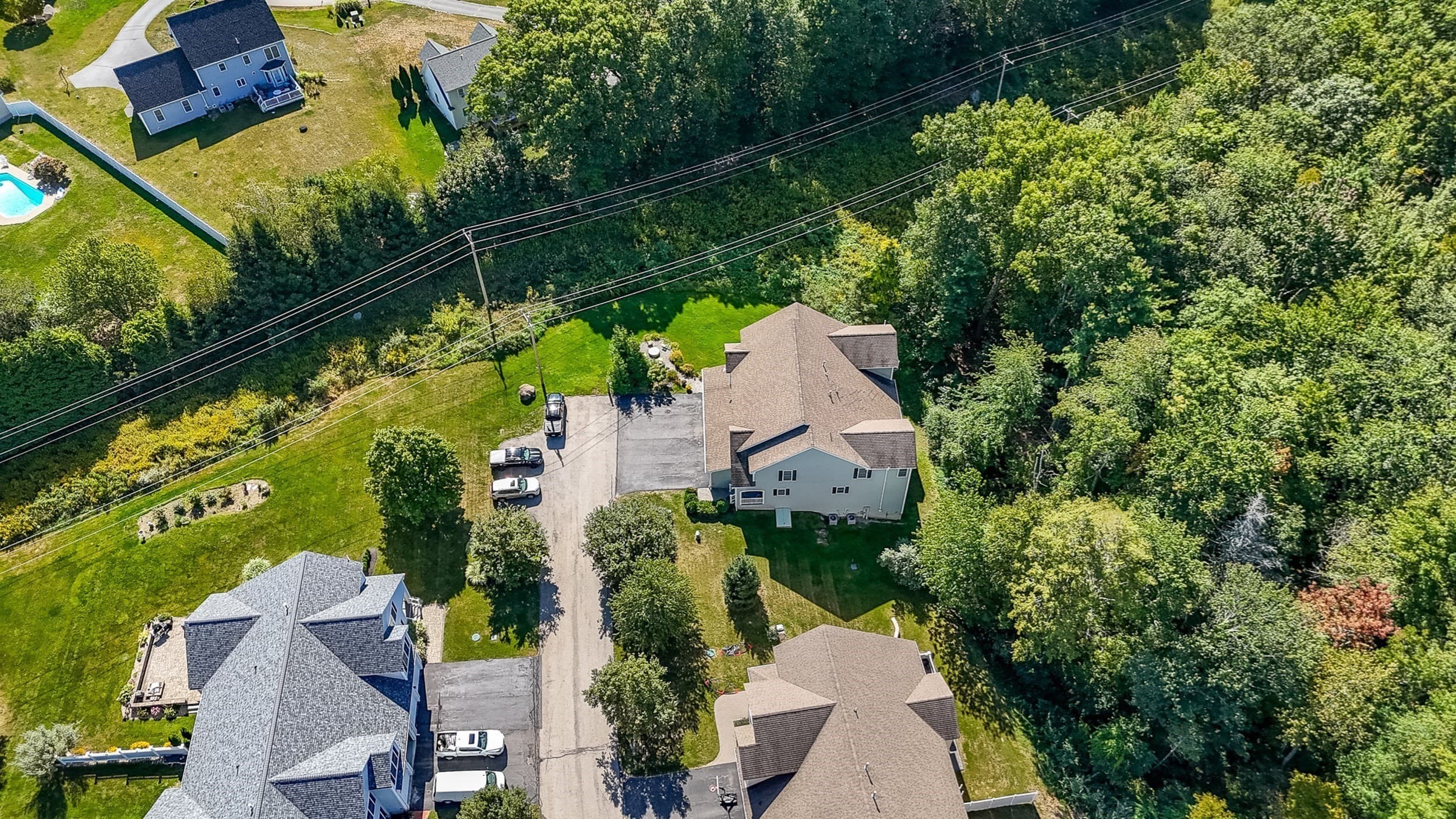 Condominium at 10 Blossom Ln # 10, Stratham NH 03885, photo 4 of 40