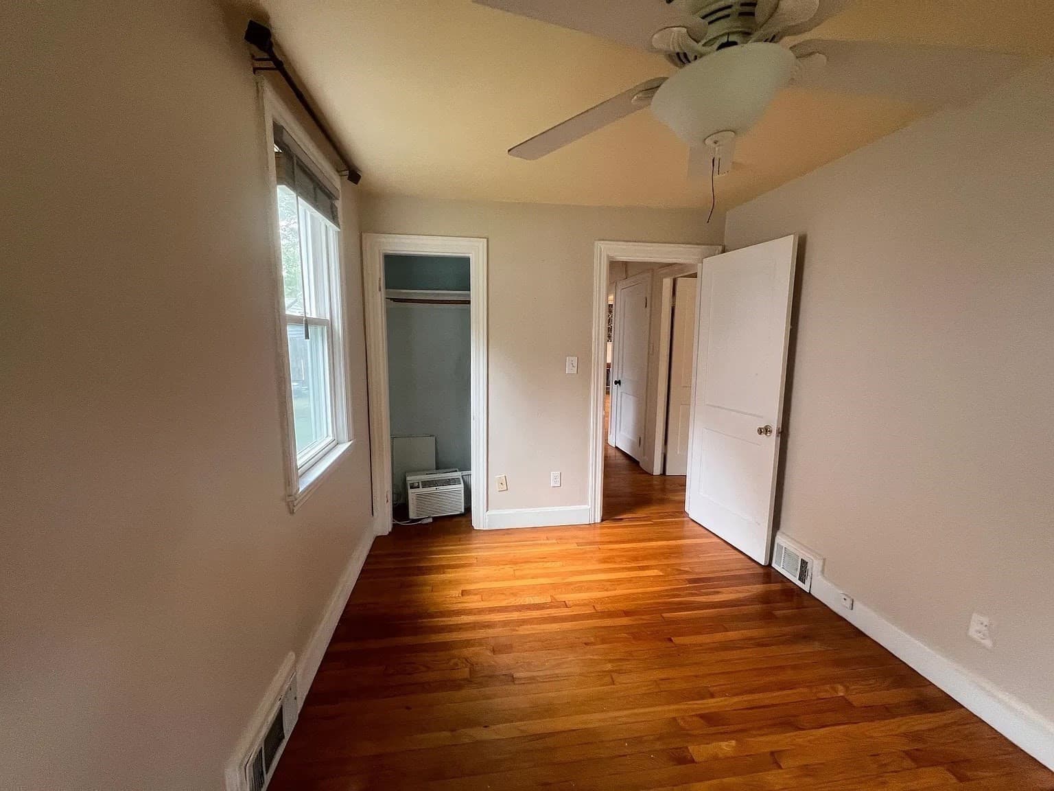 Single Family Residence at 26 Riverview Cir, Wayland MA 01778, photo 7 of 13