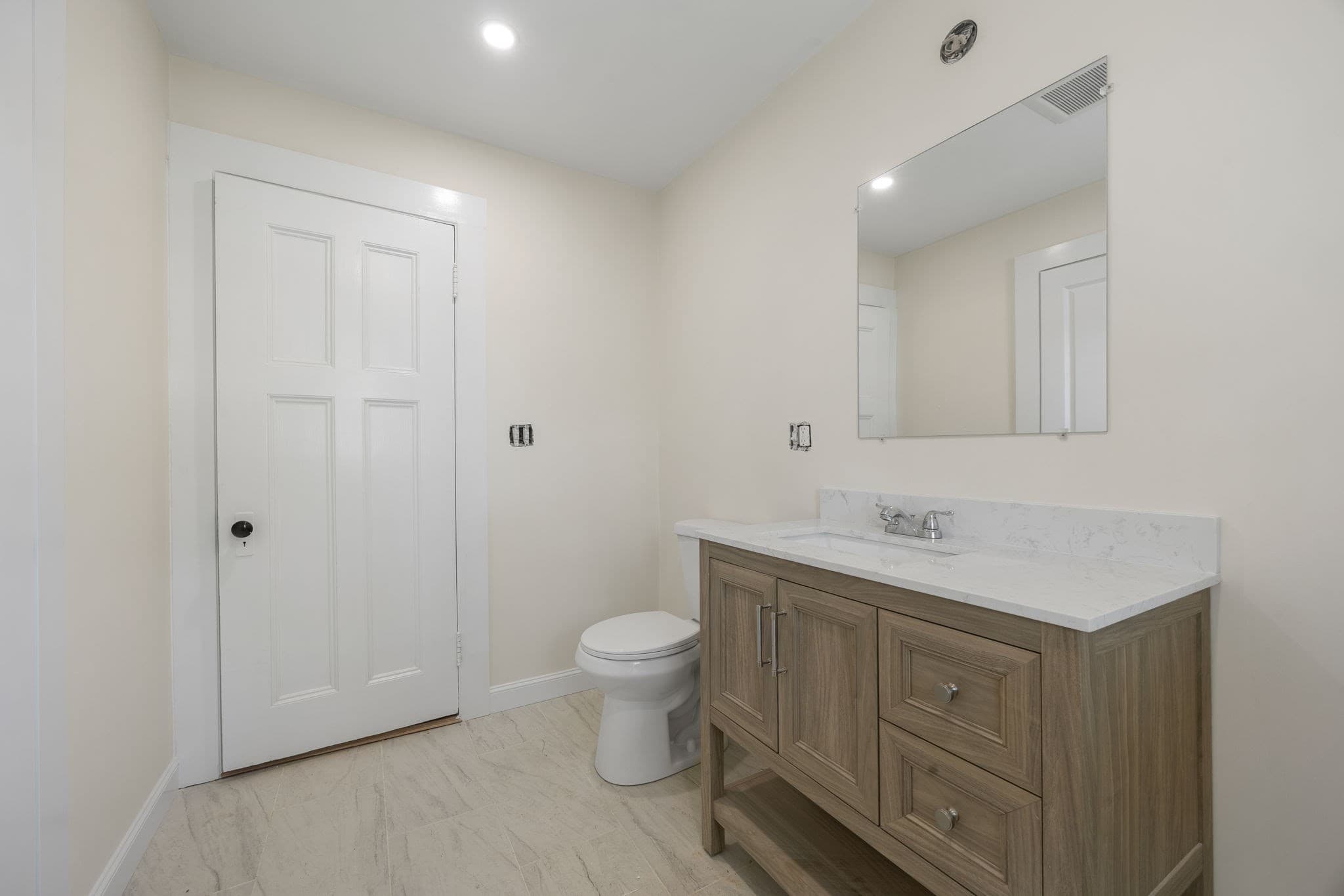 Condominium at 56 Vinton Street # 5, Melrose MA 02176, photo 9 of 23