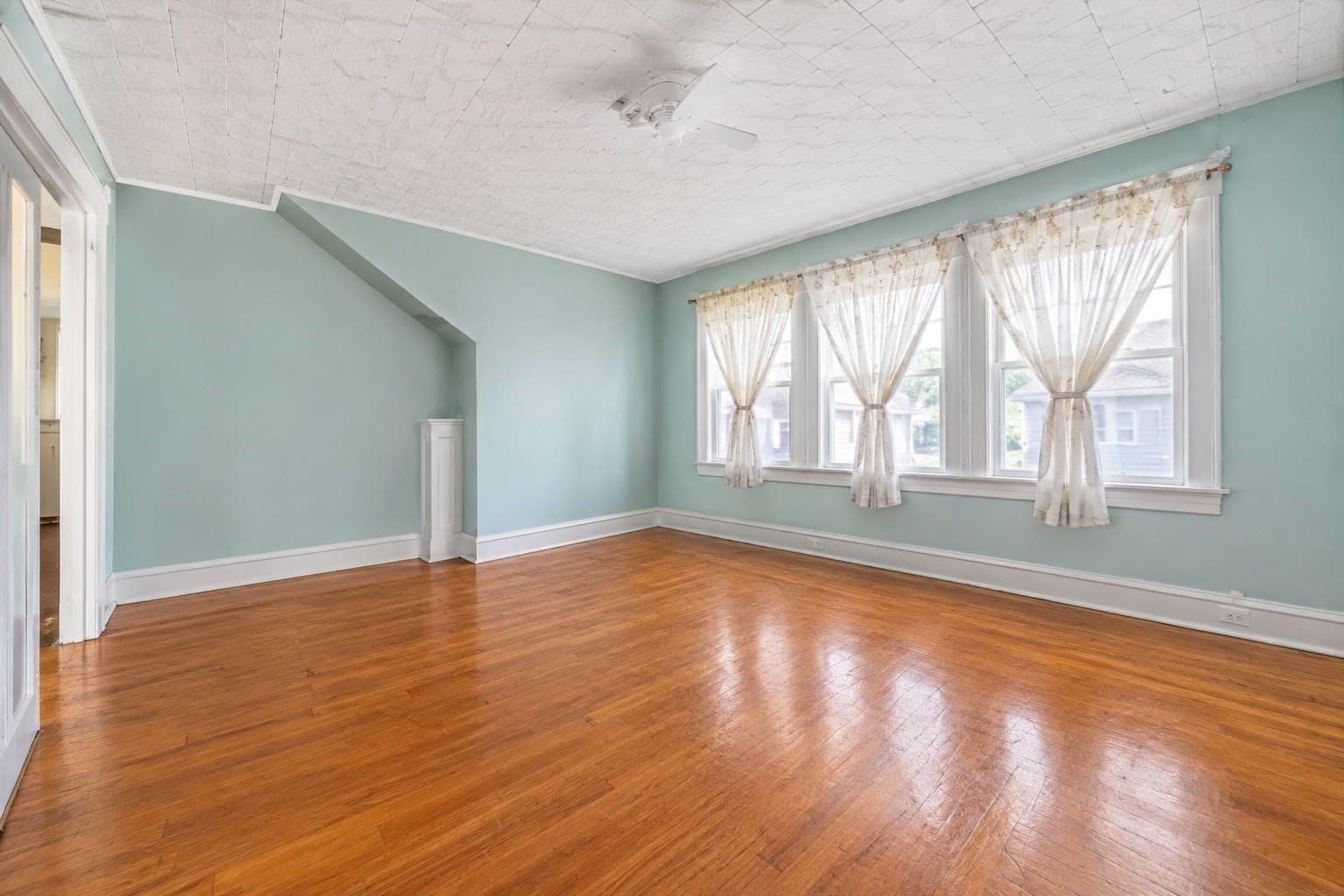 Single Family Residence at 88 Pearl St, Stoughton MA 02072, photo 17 of 23