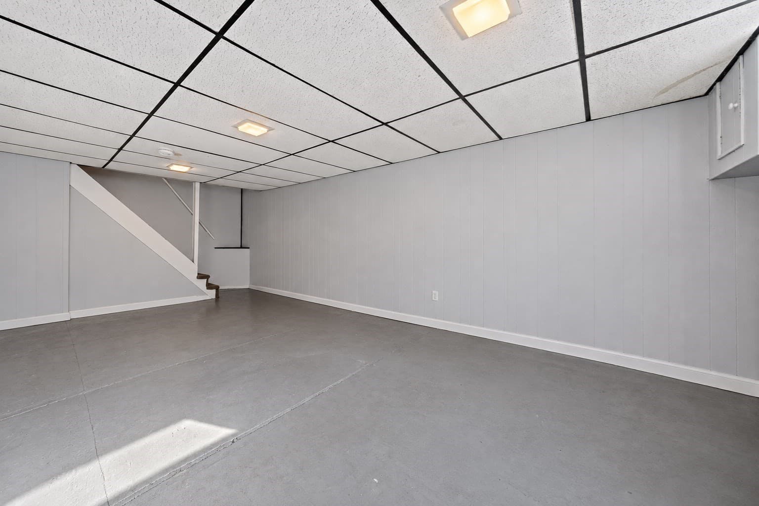 Single Family Residence at 88 Pearl St, Stoughton MA 02072, photo 20 of 23