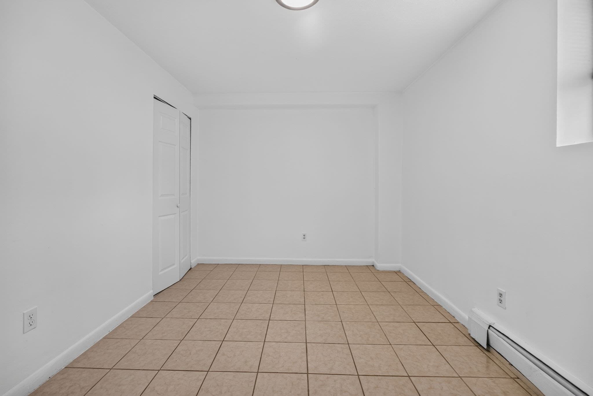 Condominium at 800 Governors Dr # 6, Winthrop MA 02152, photo 13 of 21