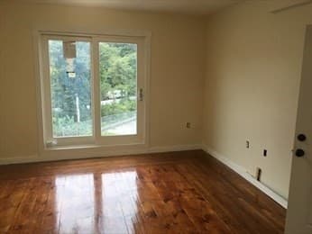 Apartment at 555 Park Avenue # 1, Worcester MA 01603, photo 5 of 7