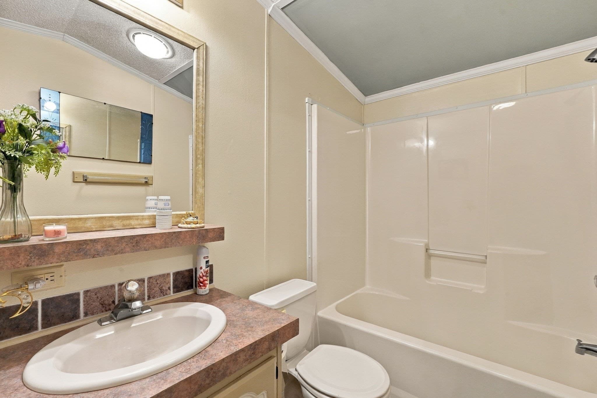Mobile Home at 2 Cherokee Dr, North Adams MA 01247, photo 20 of 30