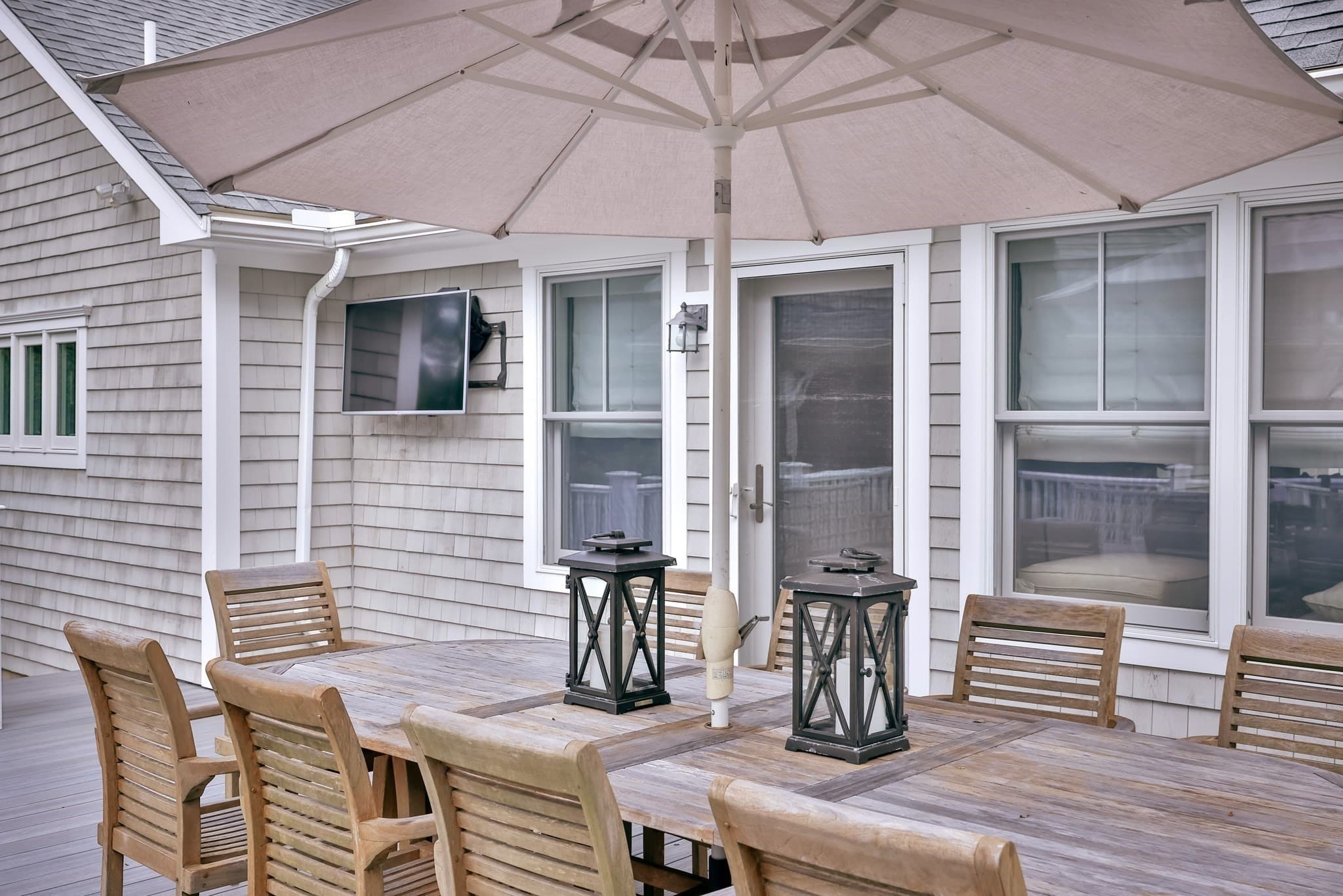 Single Family Residence at 6 Hollow Way, Edgartown MA 02539, photo 9 of 41