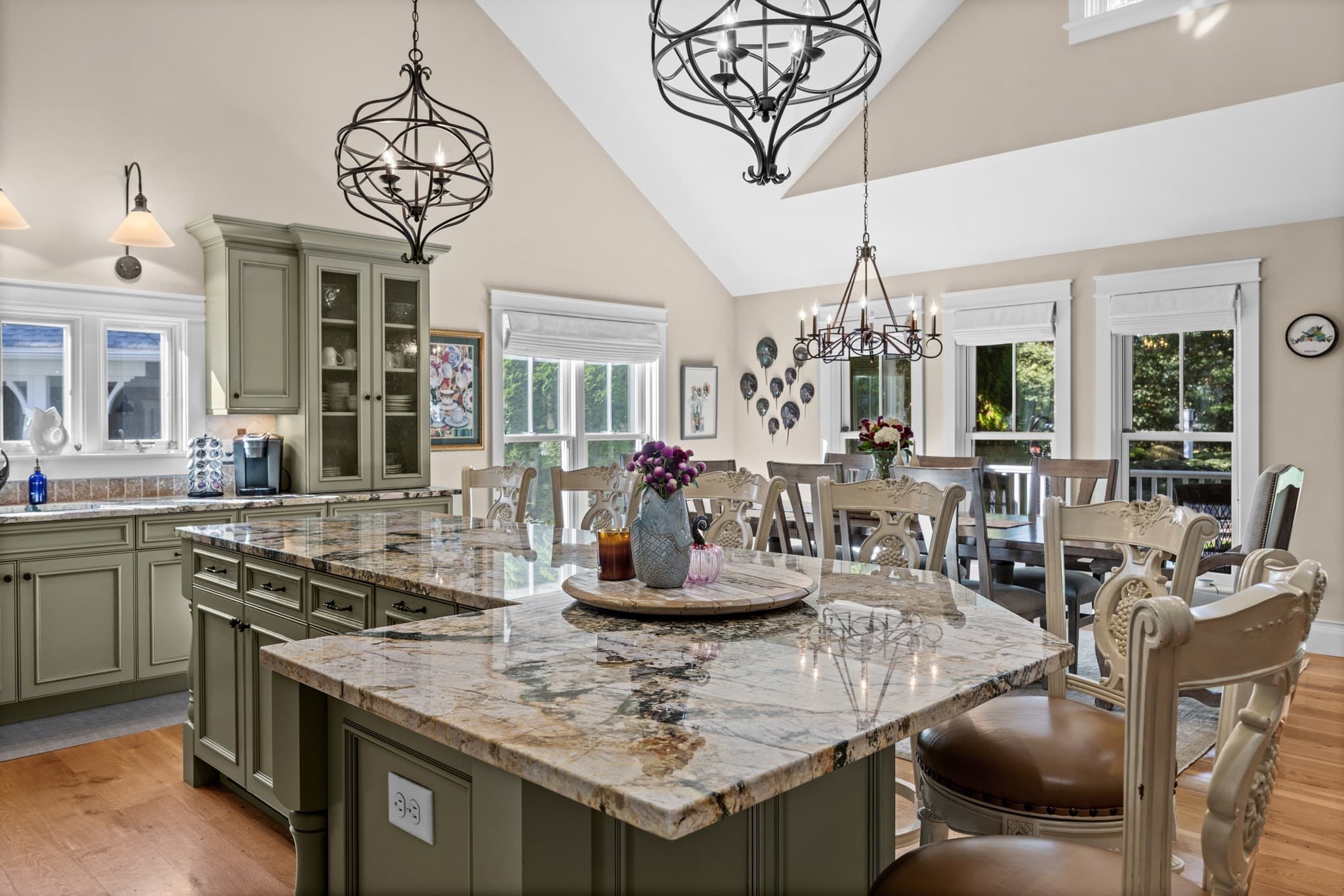 Single Family Residence at 6 Hollow Way, Edgartown MA 02539, photo 15 of 41