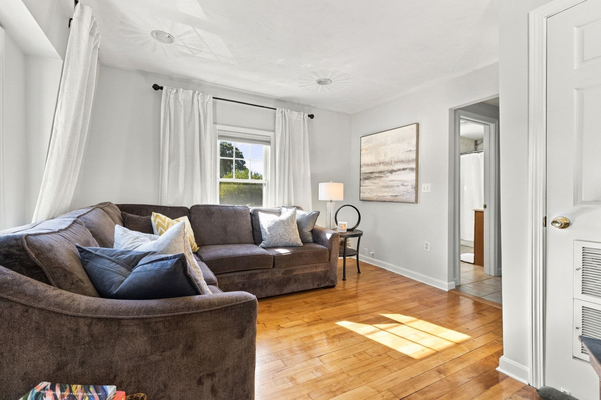Condominium at 85 Albano St # 3, Boston MA 02131, photo 5 of 17