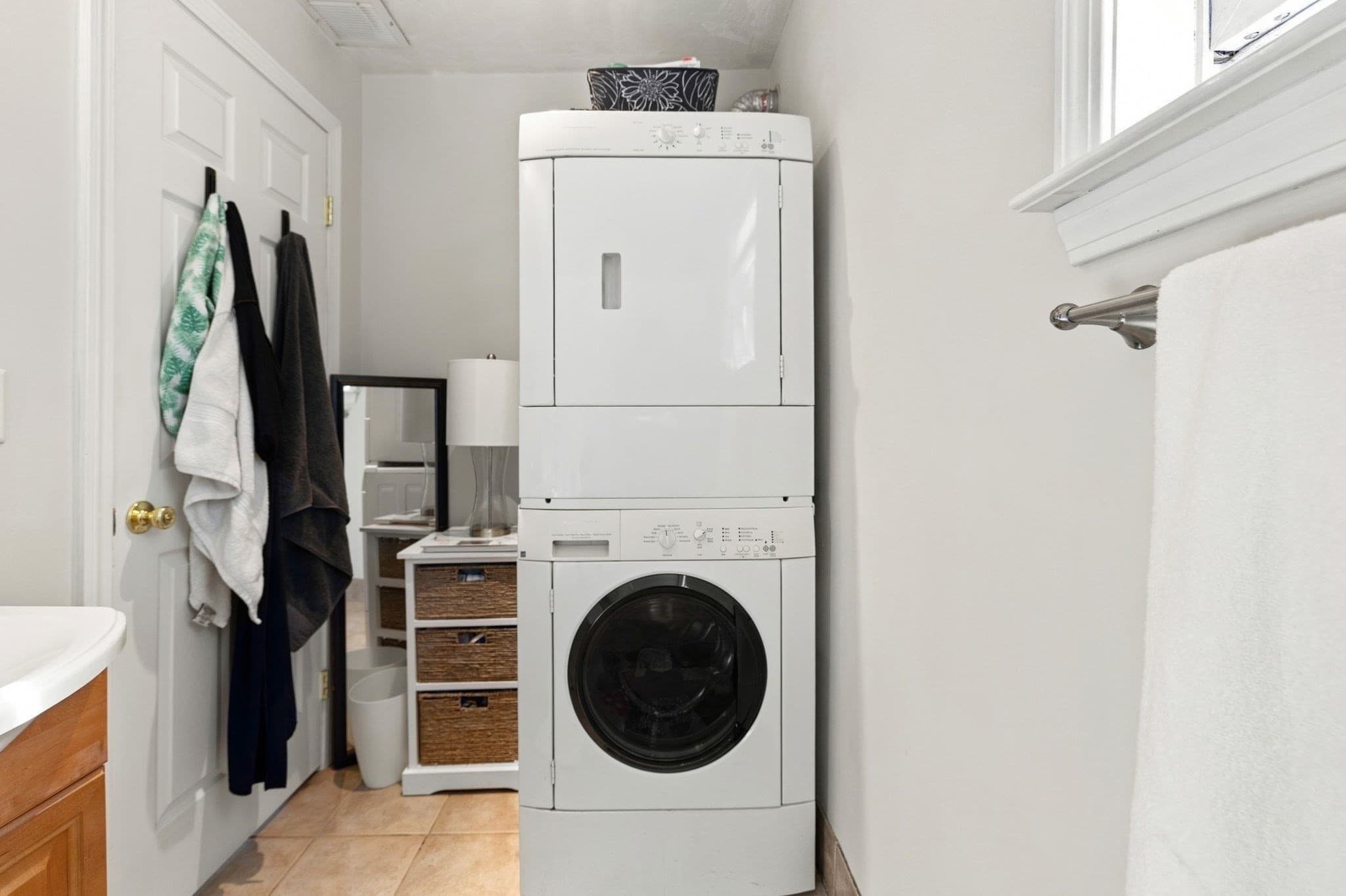 Condominium at 85 Albano St # 3, Boston MA 02131, photo 9 of 17