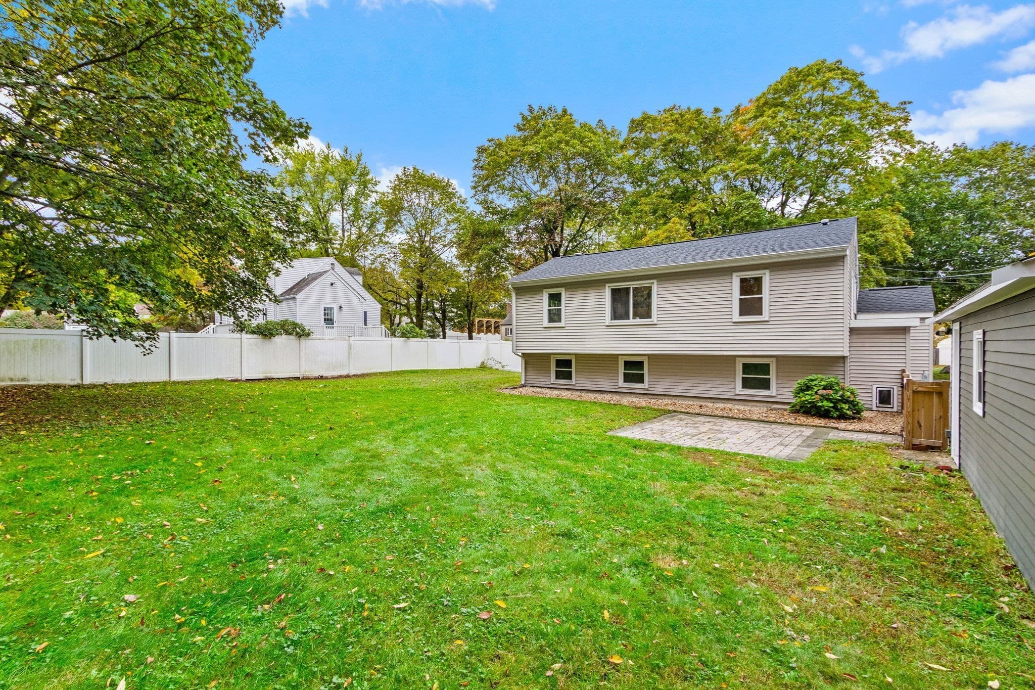 Single Family Residence at 71 Conlyn Avenue, Franklin MA 02038, photo 39 of 42