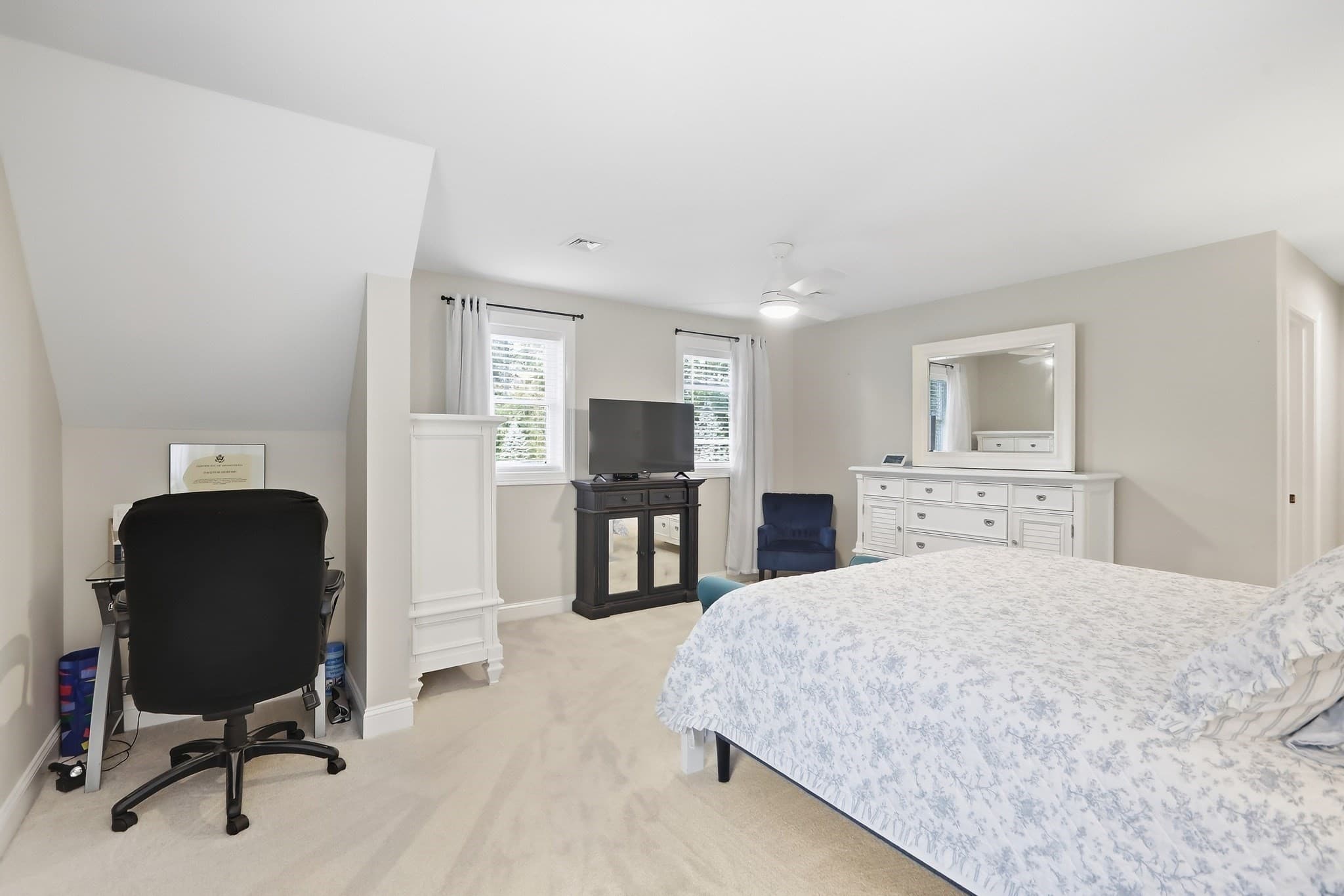 Condex at 15 Autumn Circle # B, Plaistow NH 03865, photo 23 of 42