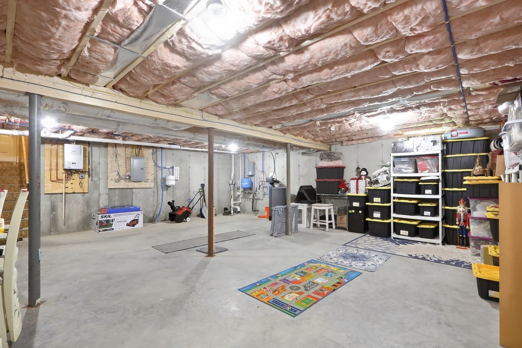 Condex at 15 Autumn Circle # B, Plaistow NH 03865, photo 32 of 42