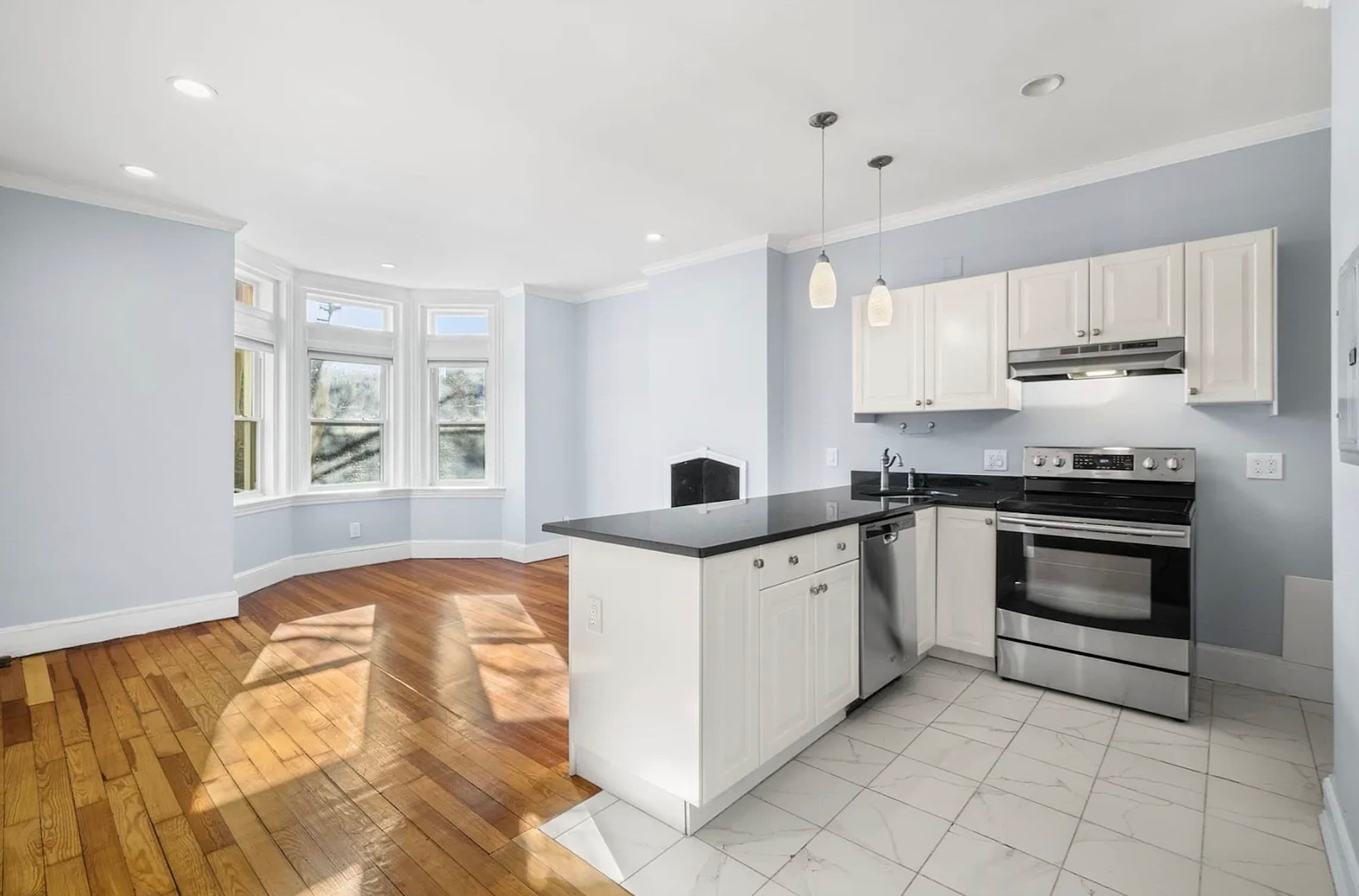 1834 Beacon St # 5, Brookline MA 02445