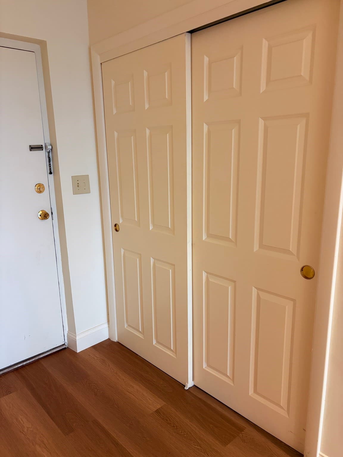 Condominium at 34 Brian Dr # C, Stoughton MA 02072, photo 3 of 15