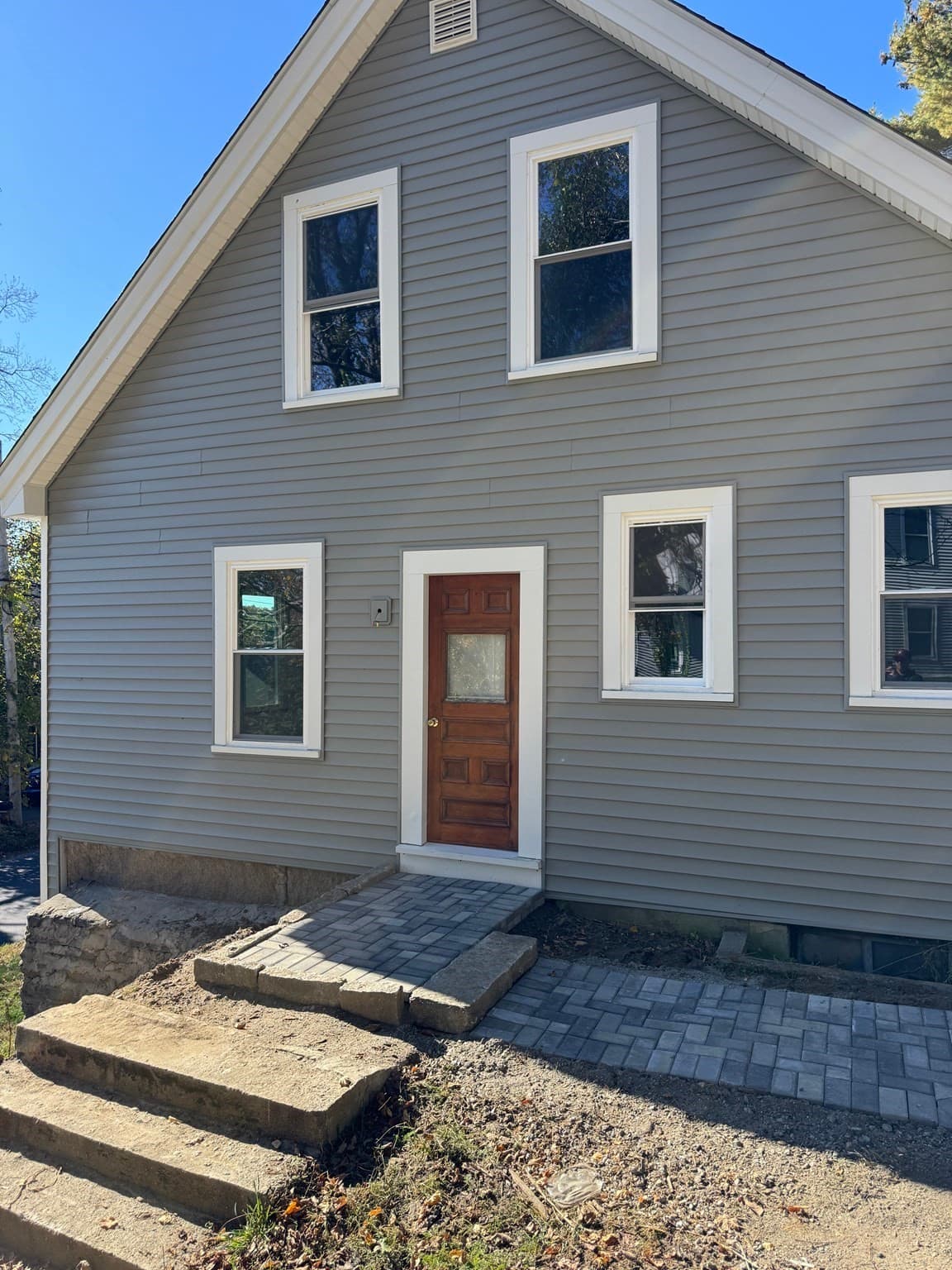 Single Family Residence at 29 Lincoln St, Millville MA 01529, photo 3 of 31