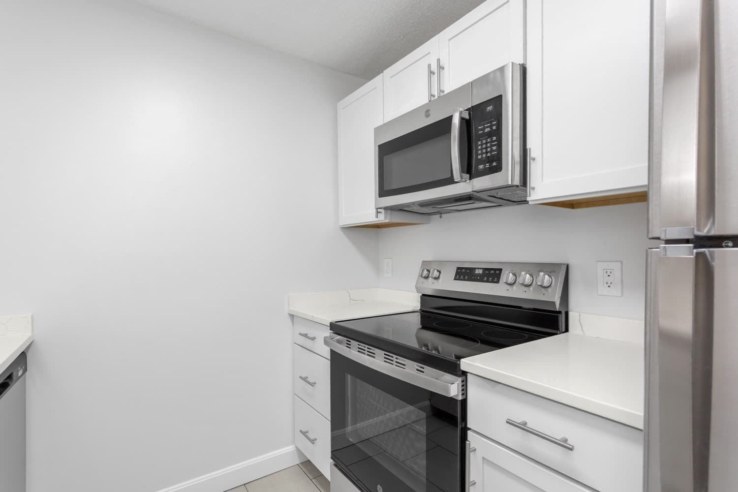 Condominium at 2604 Franklin Crossing Rd # 2604, Franklin MA 02038, photo 6 of 40