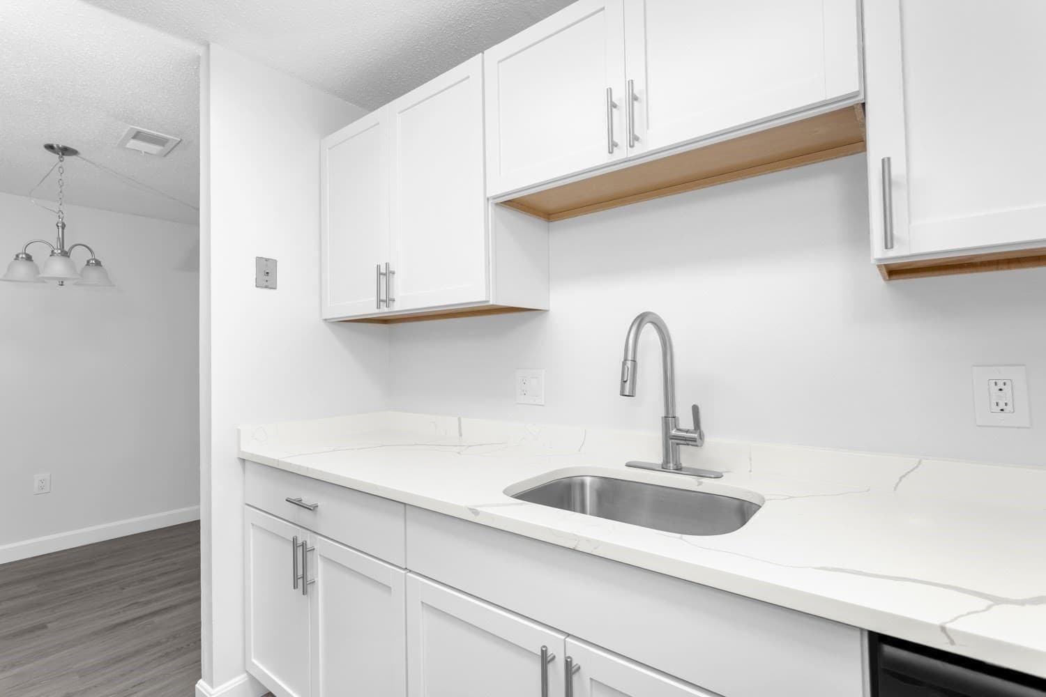 Condominium at 2604 Franklin Crossing Rd # 2604, Franklin MA 02038, photo 7 of 40