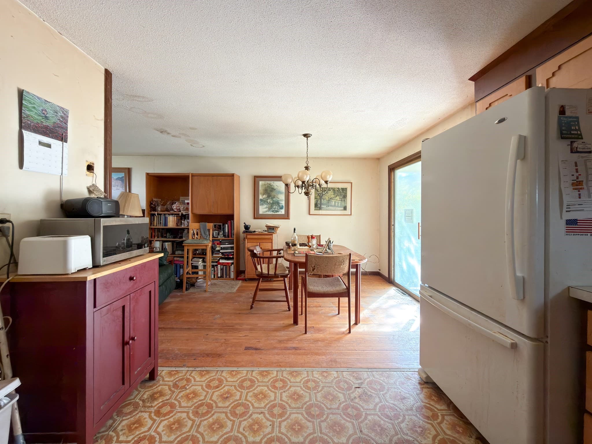 Single Family Residence at 49 Bradford Rd, Tewksbury MA 01876, photo 8 of 14