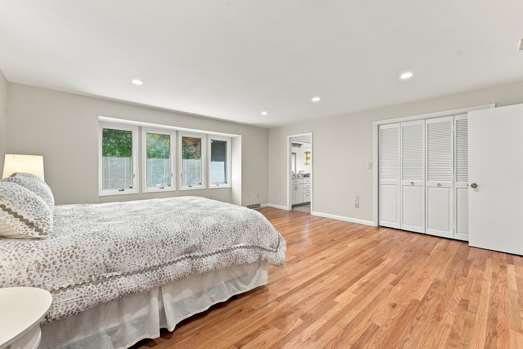 Single Family Residence at 692 Wolf Swamp Rd, Longmeadow MA 01106, photo 23 of 42