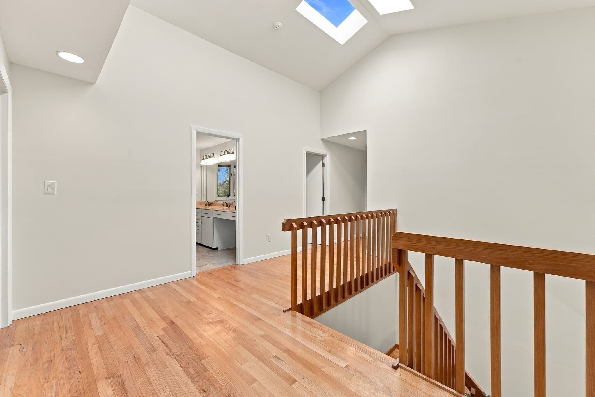 Single Family Residence at 692 Wolf Swamp Rd, Longmeadow MA 01106, photo 21 of 42