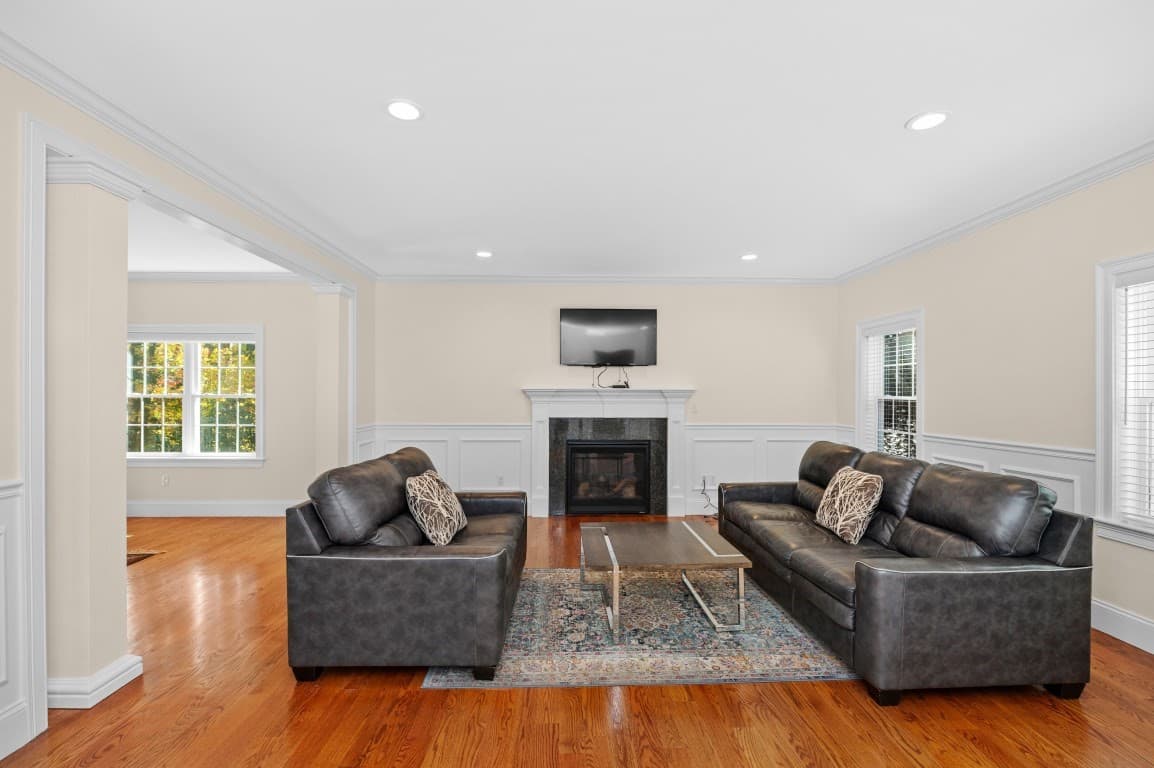 Single Family Residence at 1 Kimberly Lane, Middleton MA 01949, photo 9 of 33