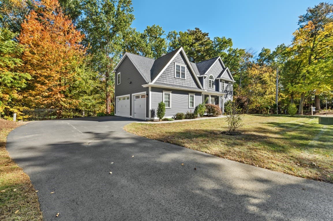 Single Family Residence at 1 Kimberly Lane, Middleton MA 01949, photo 25 of 33