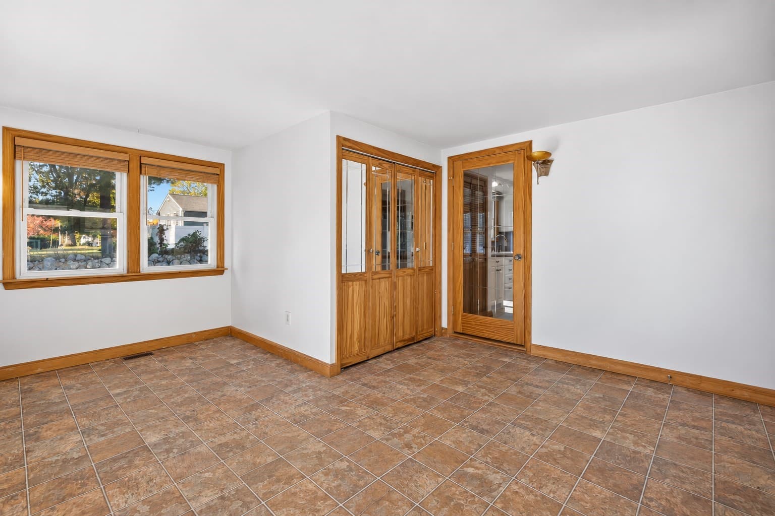 Single Family Residence at 28 Eames Ave, Brockton MA 02302, photo 15 of 41