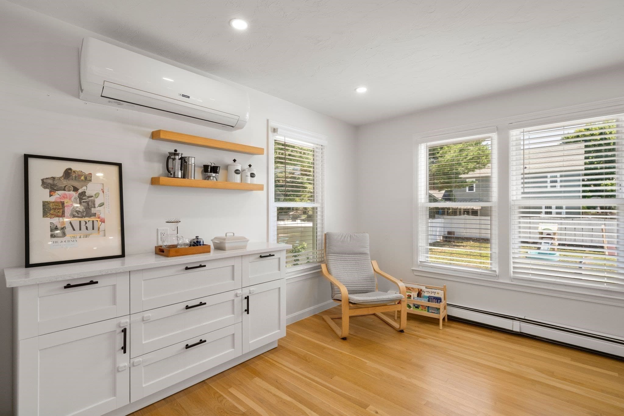 Single Family Residence at 247 Fremont St, Taunton MA 02780, photo 14 of 41