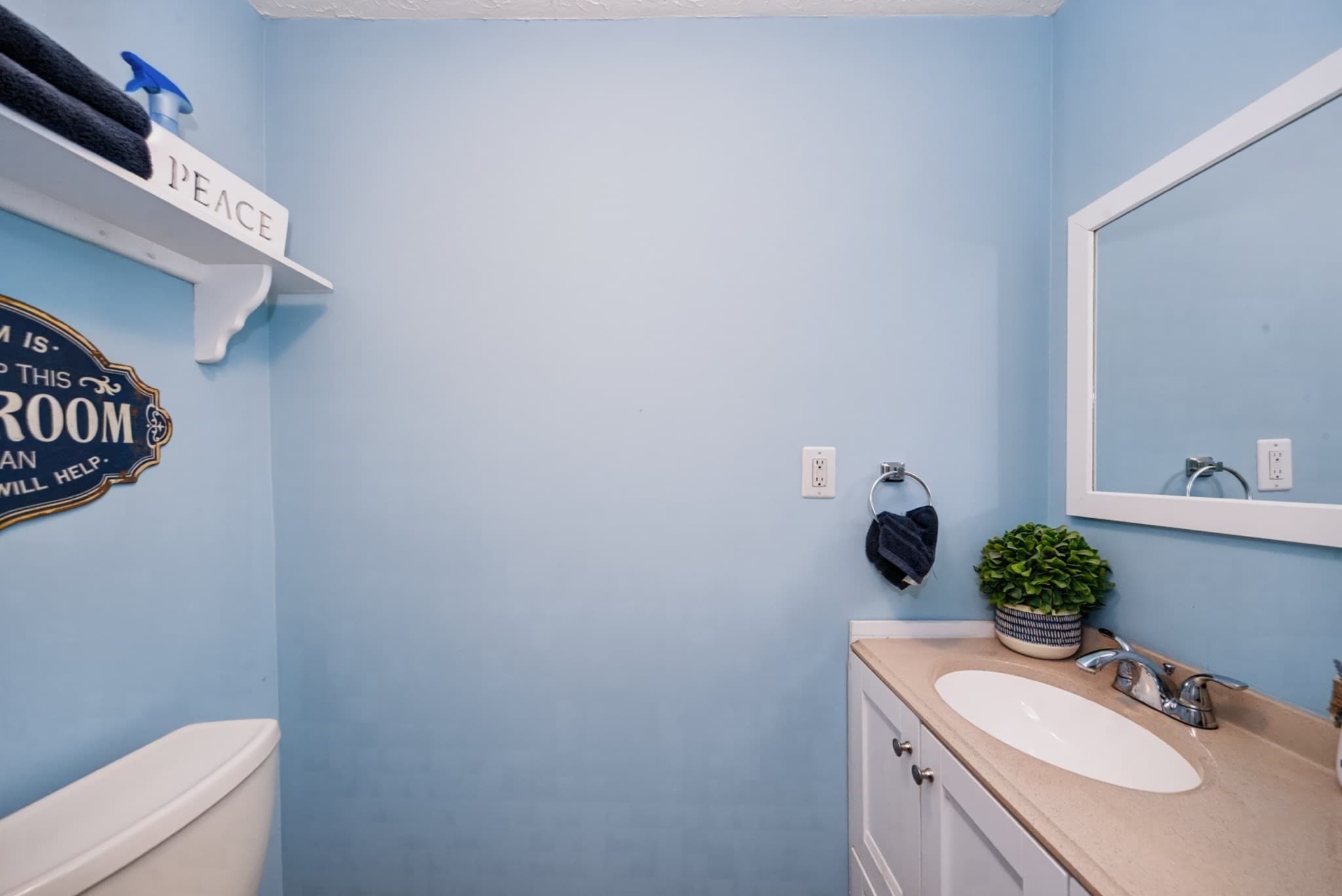 Condominium at 14 Fernwood Dr # B, Leominster MA 01453, photo 20 of 42