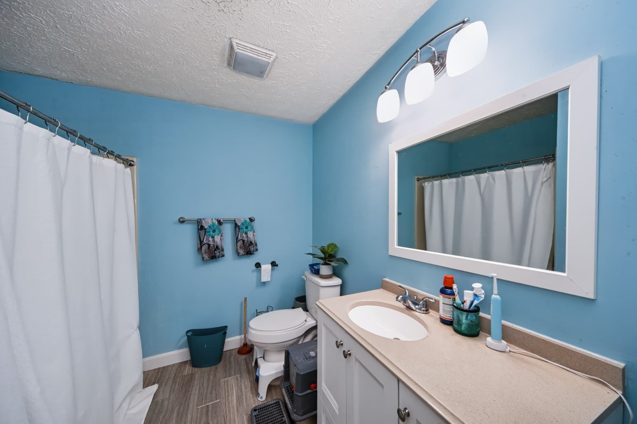 Condominium at 14 Fernwood Dr # B, Leominster MA 01453, photo 25 of 42