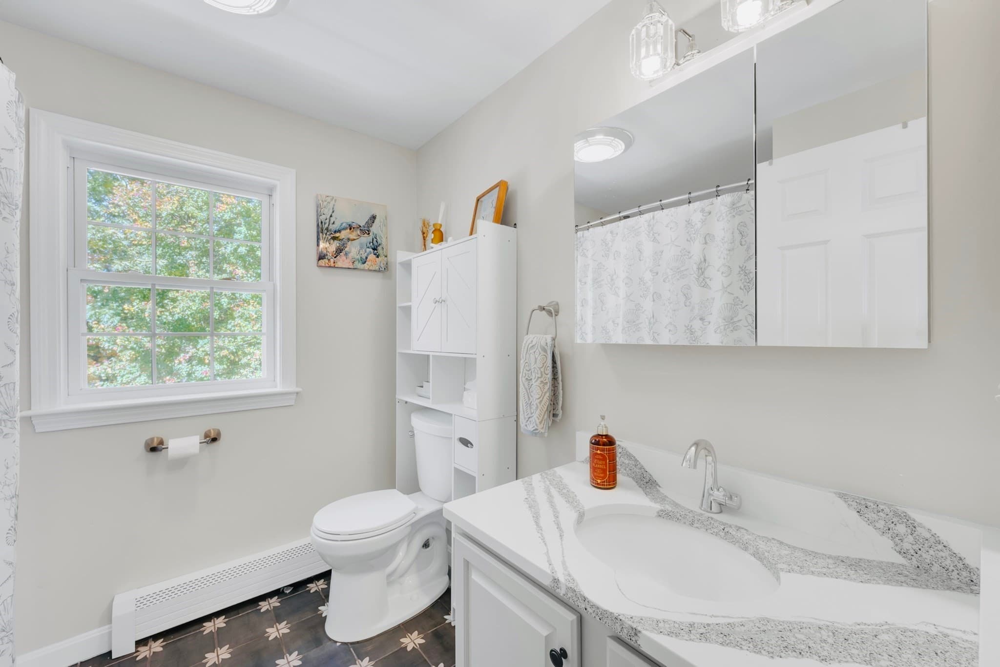 Single Family Residence at 11 Valley View Cir, Rutland MA 01543, photo 20 of 29