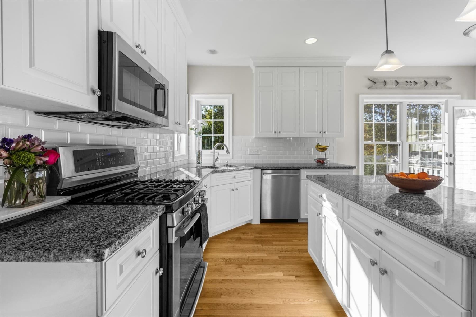 Single Family Residence at 20 Autumn Street, Norwood MA 02062, photo 11 of 31