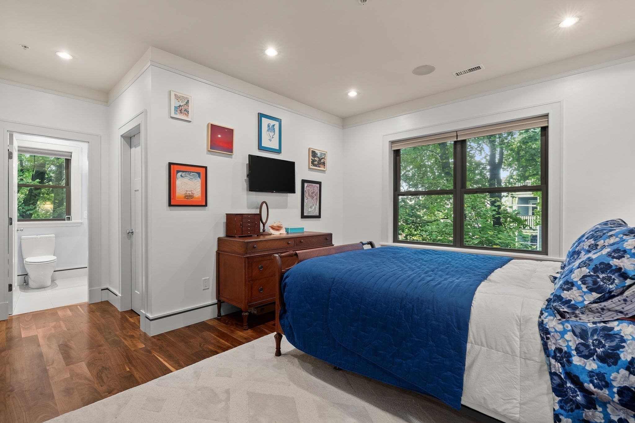 Condominium at 221-225 Wachusett St # 2, Boston MA 02130, photo 16 of 39
