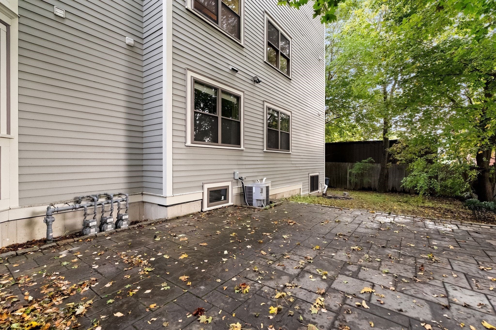 Condominium at 221-225 Wachusett St # 2, Boston MA 02130, photo 33 of 39