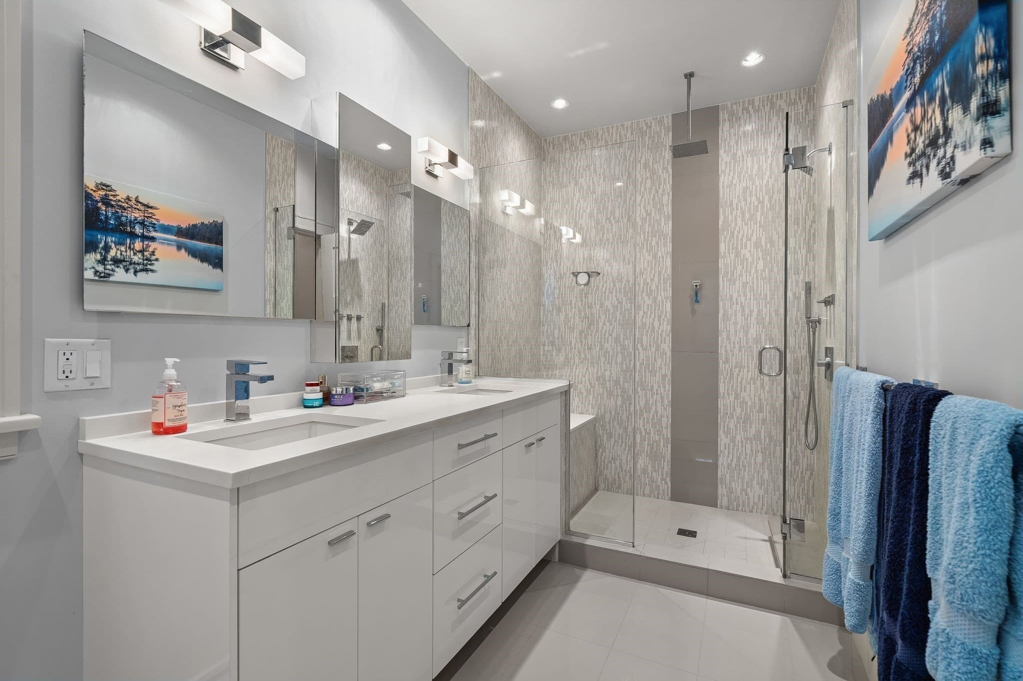 Condominium at 221-225 Wachusett St # 2, Boston MA 02130, photo 19 of 39
