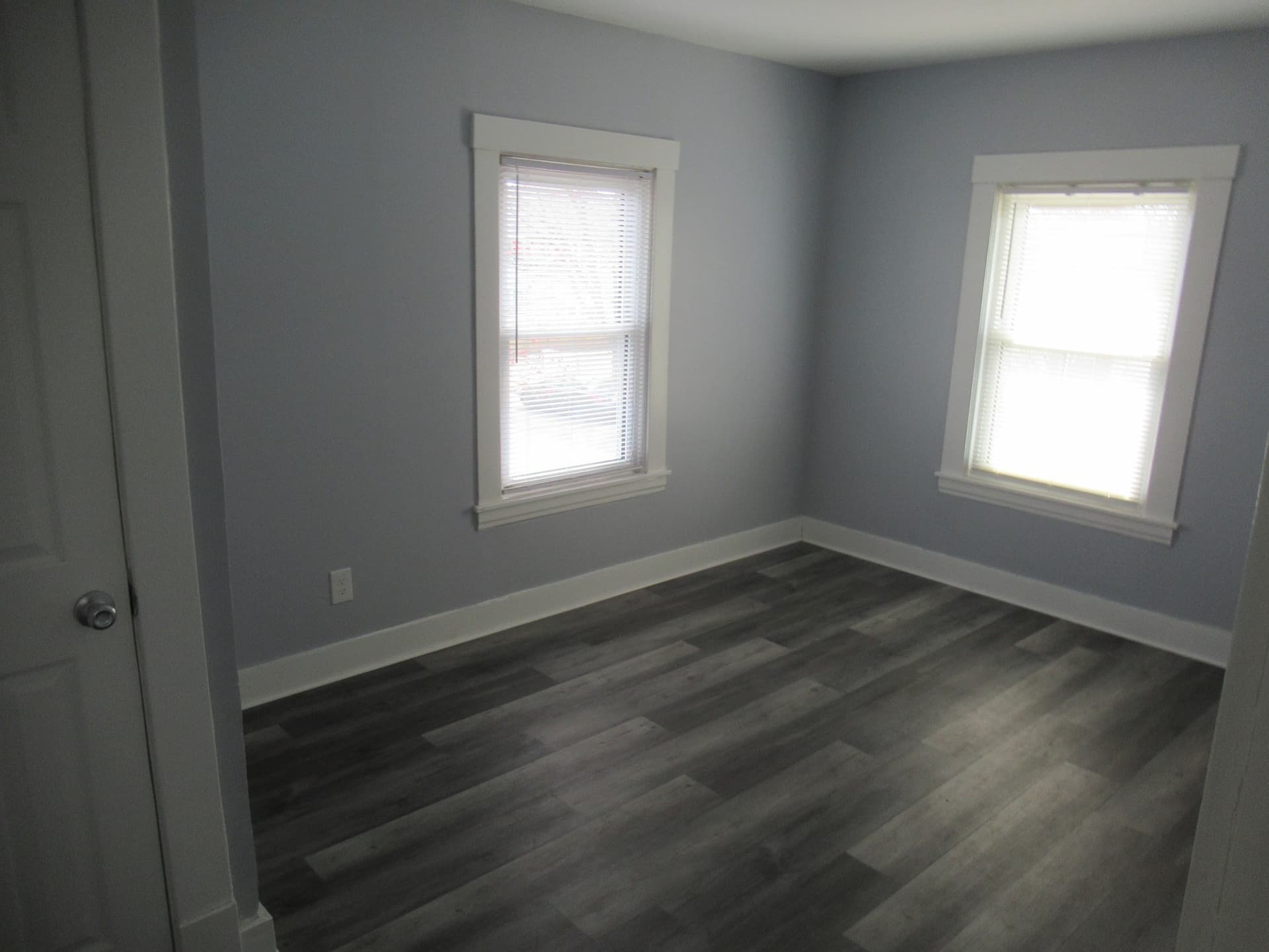 Single Family Residence at 61 Mooreland St, Springfield MA 01104, photo 19 of 29