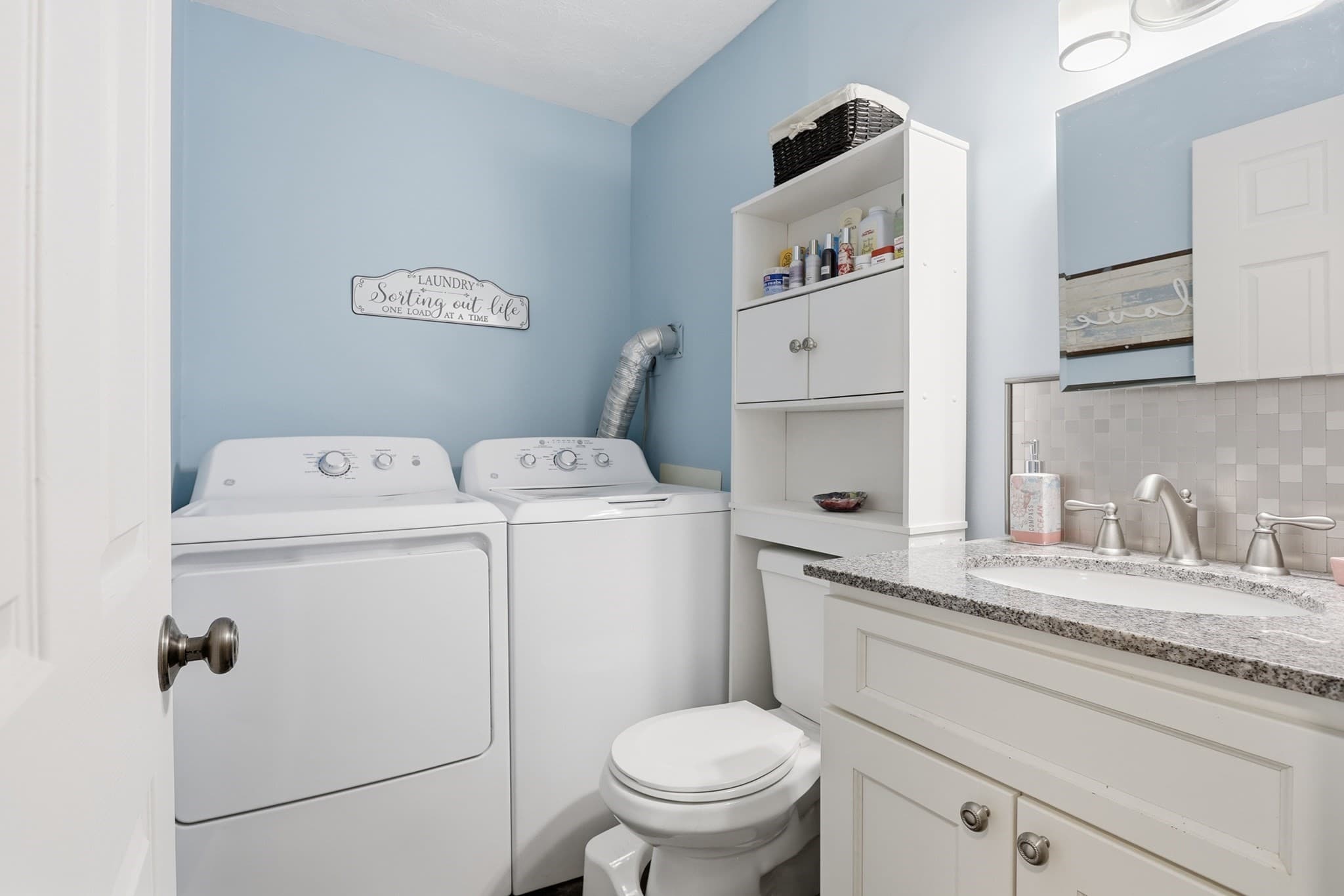 Condominium at 10 Village Ln # 15, Tyngsborough MA 01879, photo 13 of 33