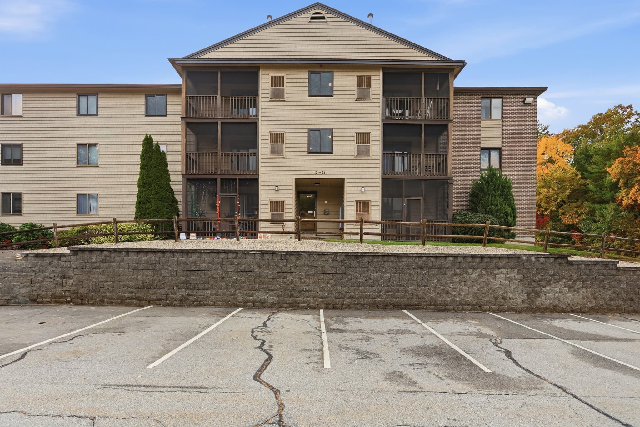 Condominium at 10 Village Ln # 15, Tyngsborough MA 01879, photo 32 of 33