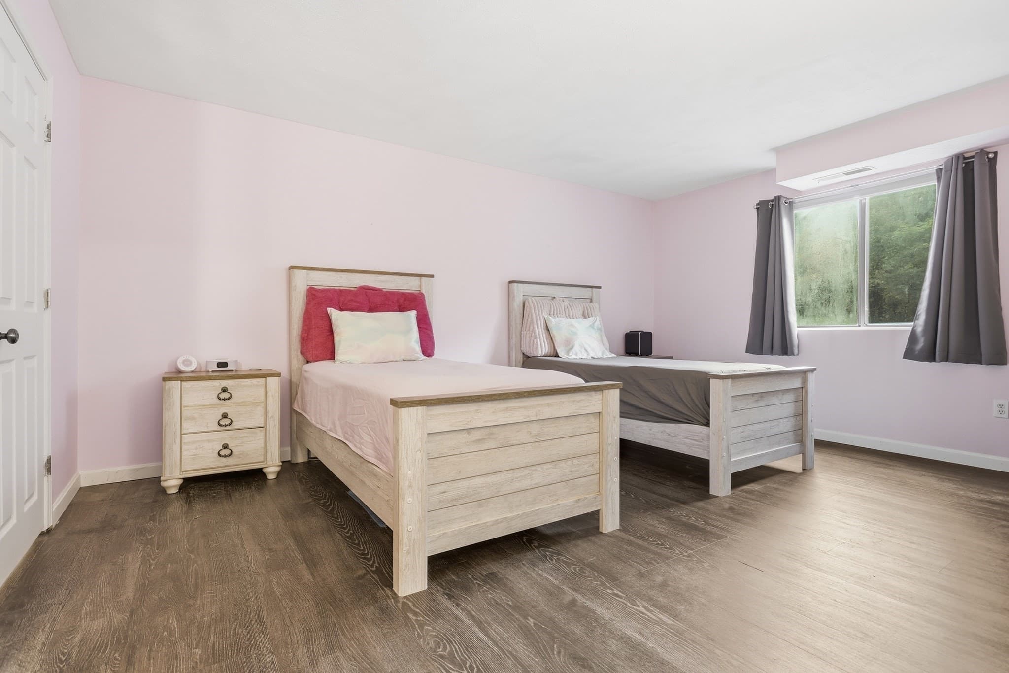 Condominium at 10 Village Ln # 15, Tyngsborough MA 01879, photo 20 of 33