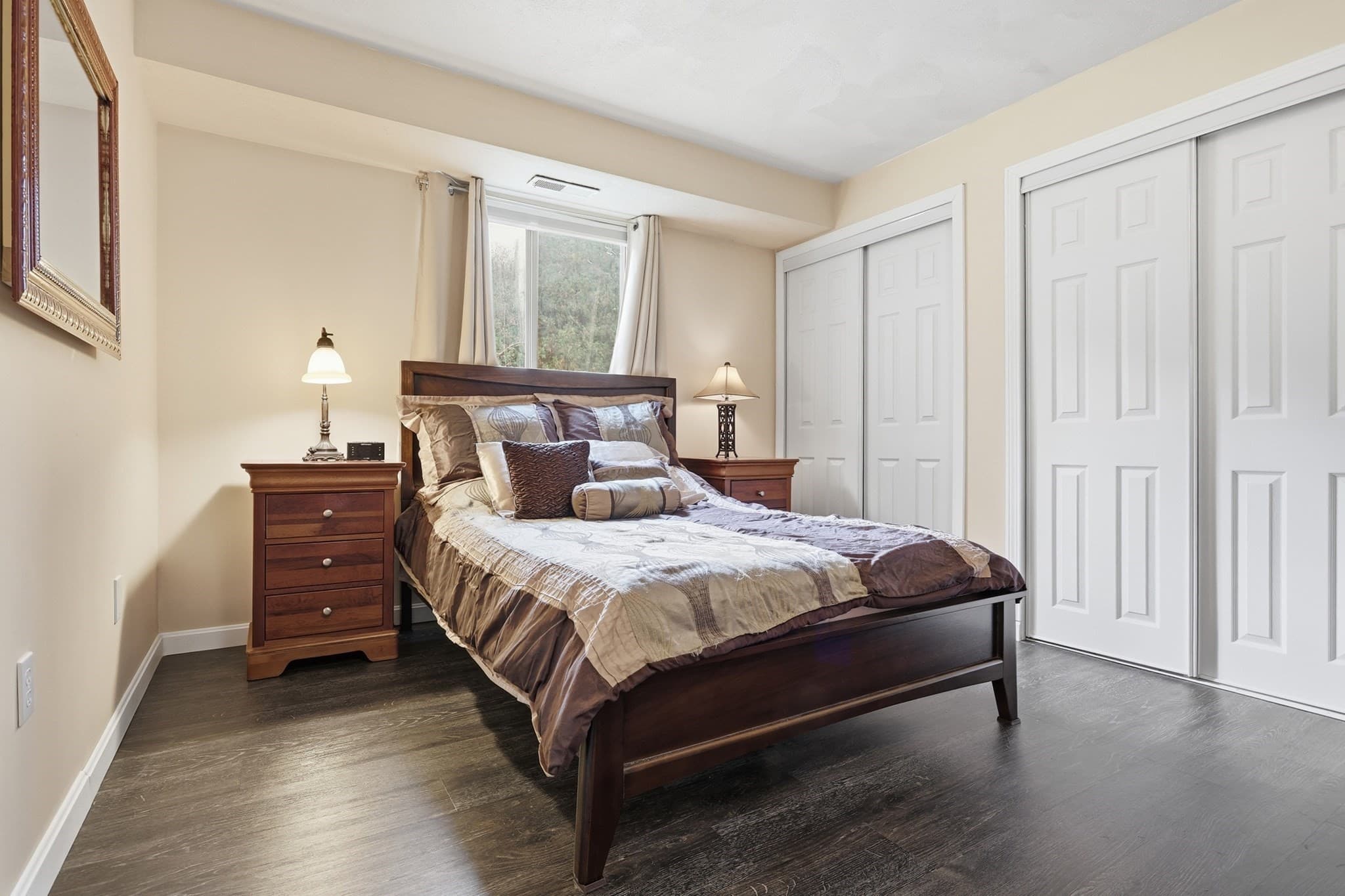 Condominium at 10 Village Ln # 15, Tyngsborough MA 01879, photo 15 of 33