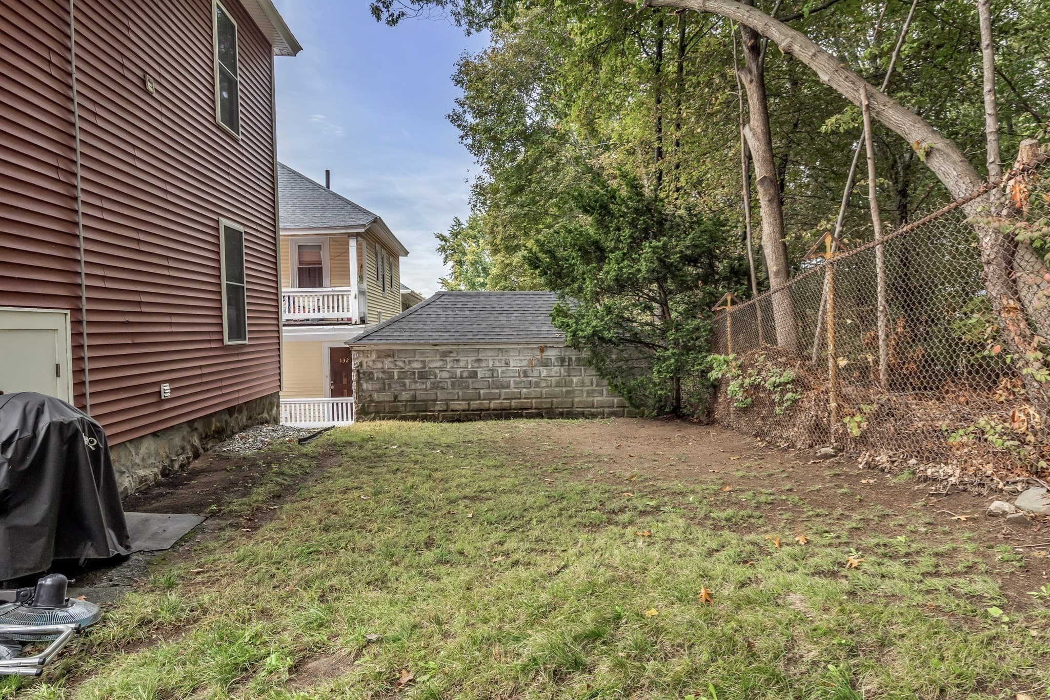 Multi Family at 116-118 Dawes St, Lawrence MA 01841, photo 13 of 19