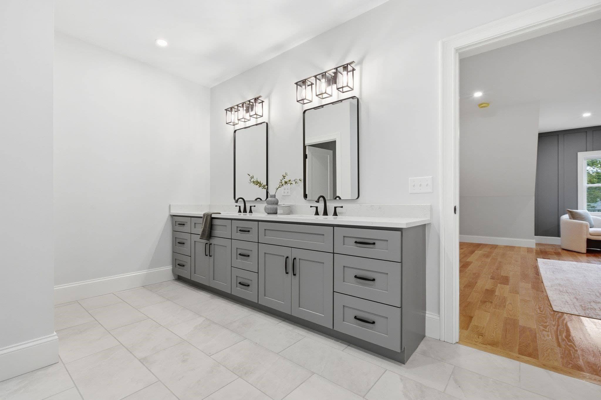 Single Family Residence at 18 Druid Hill Ave, Burlington MA 01803, photo 23 of 42