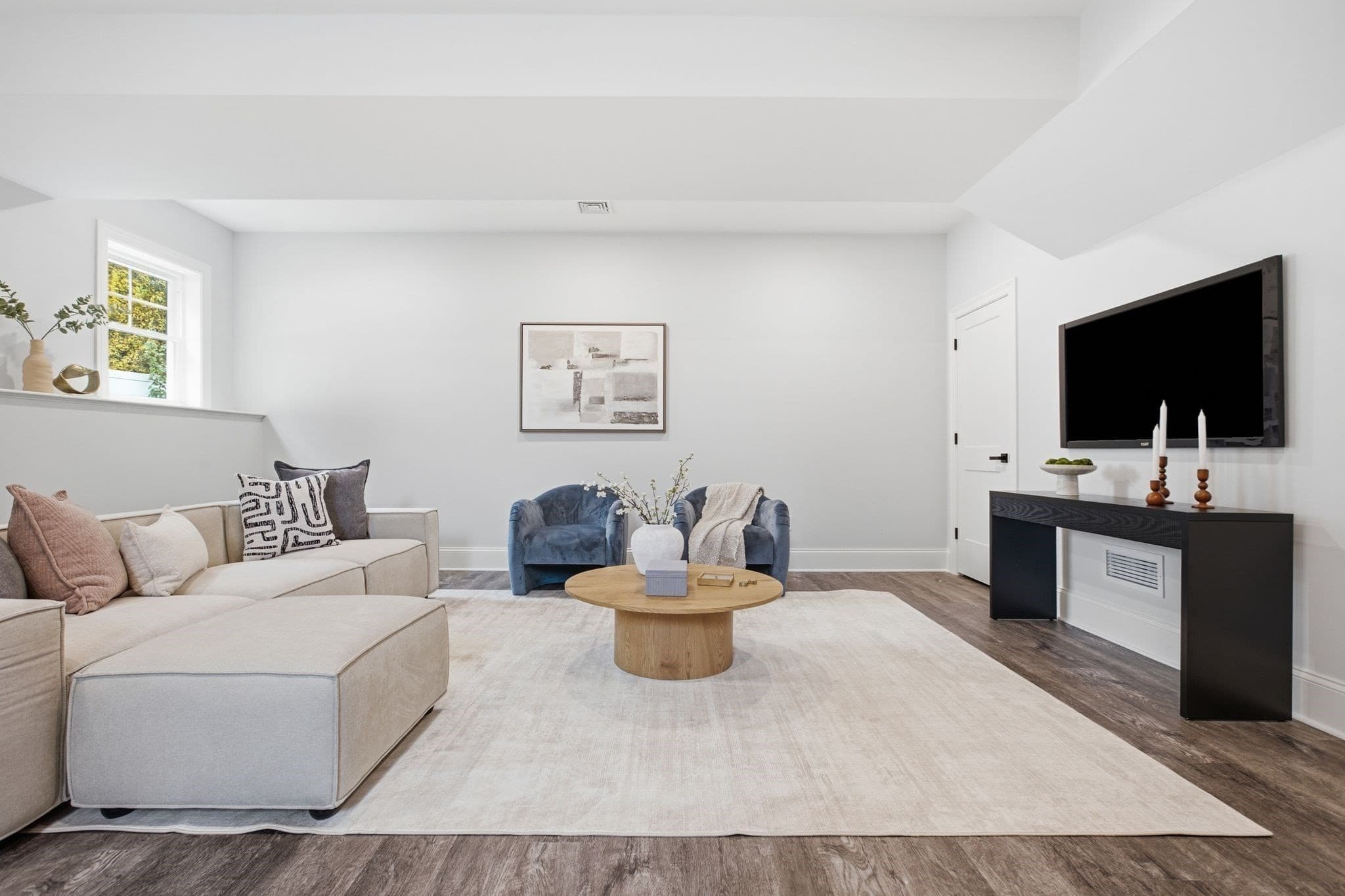 Single Family Residence at 18 Druid Hill Ave, Burlington MA 01803, photo 32 of 42